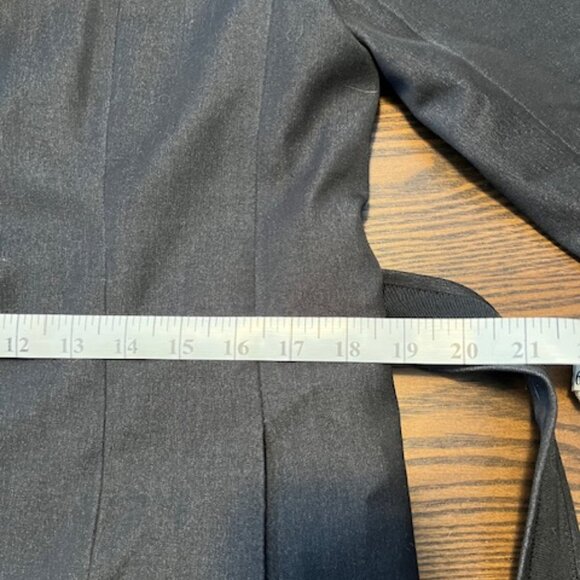 Tahari belted jacket blazer - Picture 8 of 14